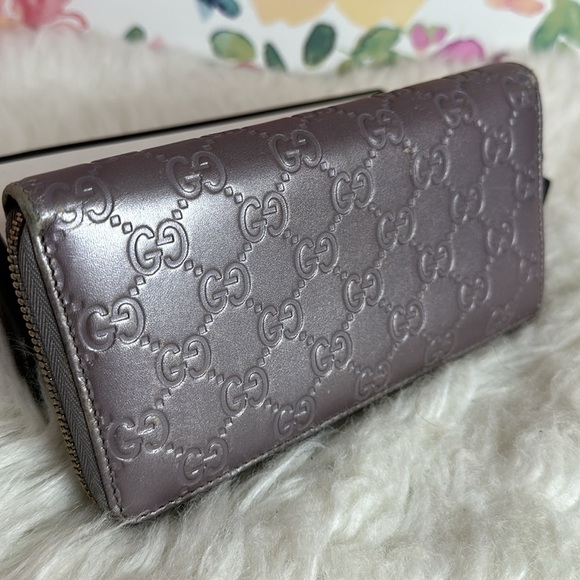 💯Authentic Gucci Zipped Around Long Wallet🍀 - Picture 14 of 16